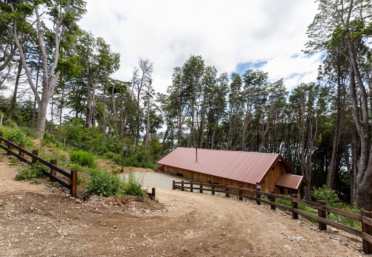 Cabana em San Carlos de Bariloche - 04/5PAX HUAPI47C LOLI