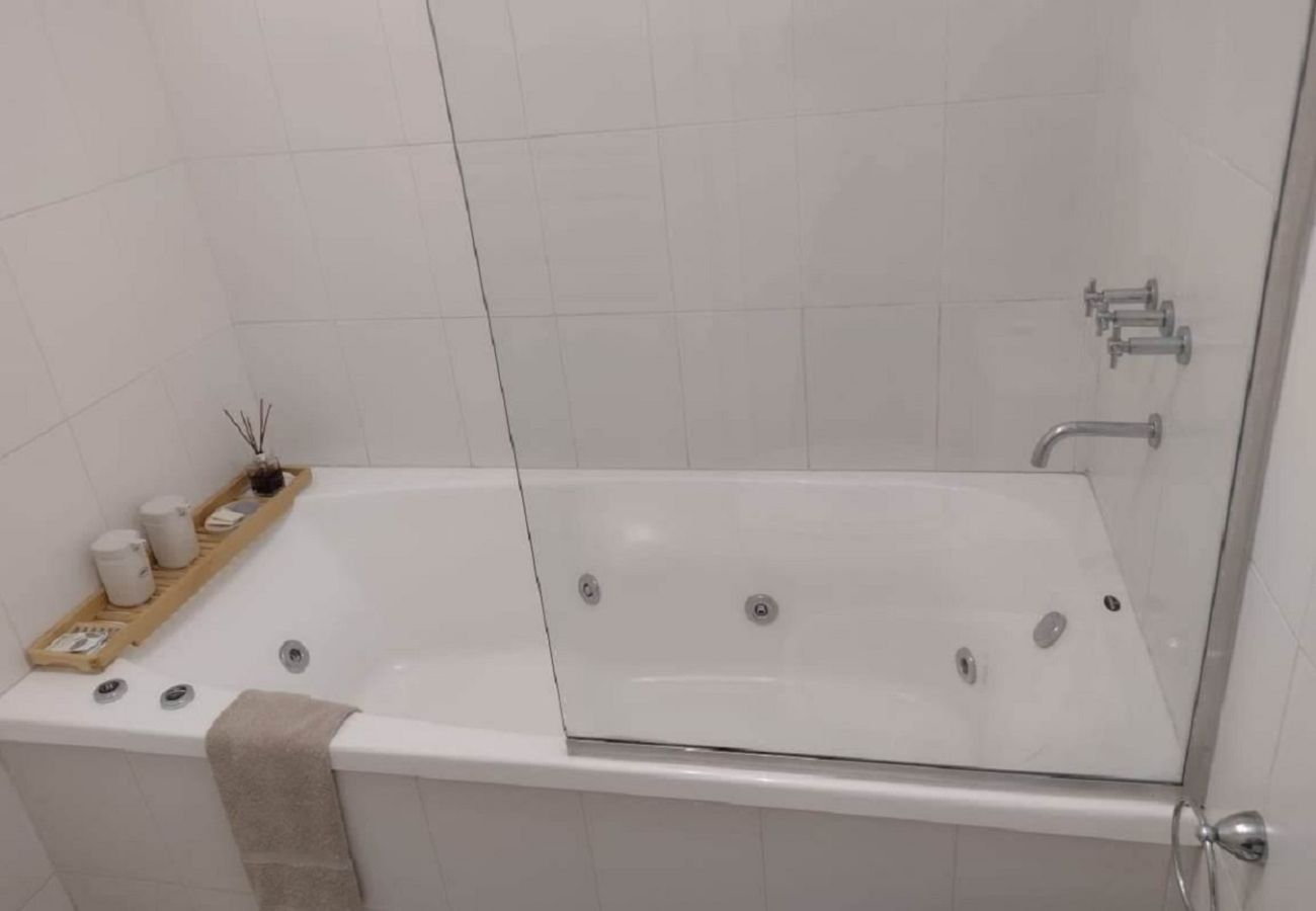 Apartamento em San Carlos de Bariloche - 04PAX CATE23 LAT-JUANJO