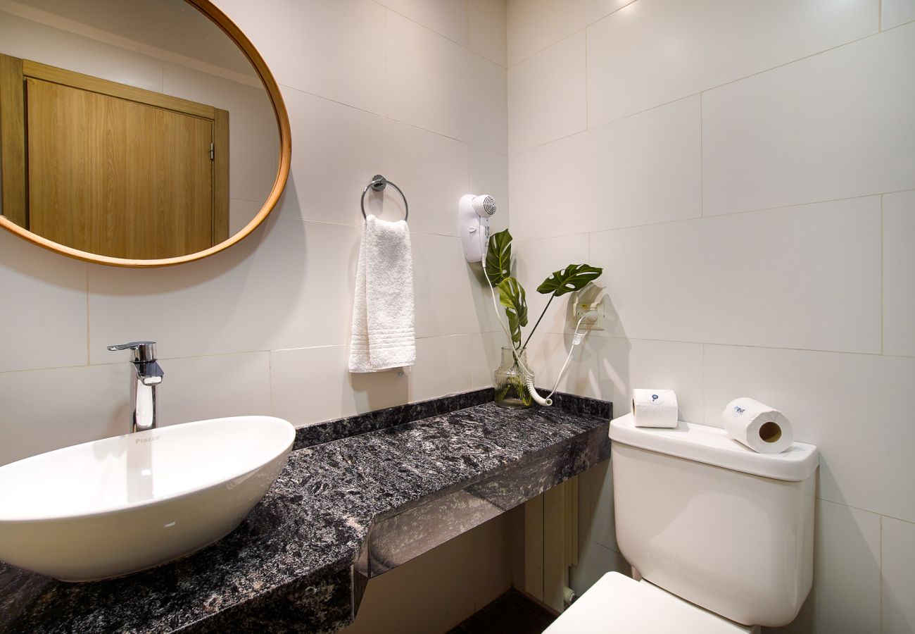 Apartamento em San Carlos de Bariloche - Maitea Bariloche, steps away from the main street