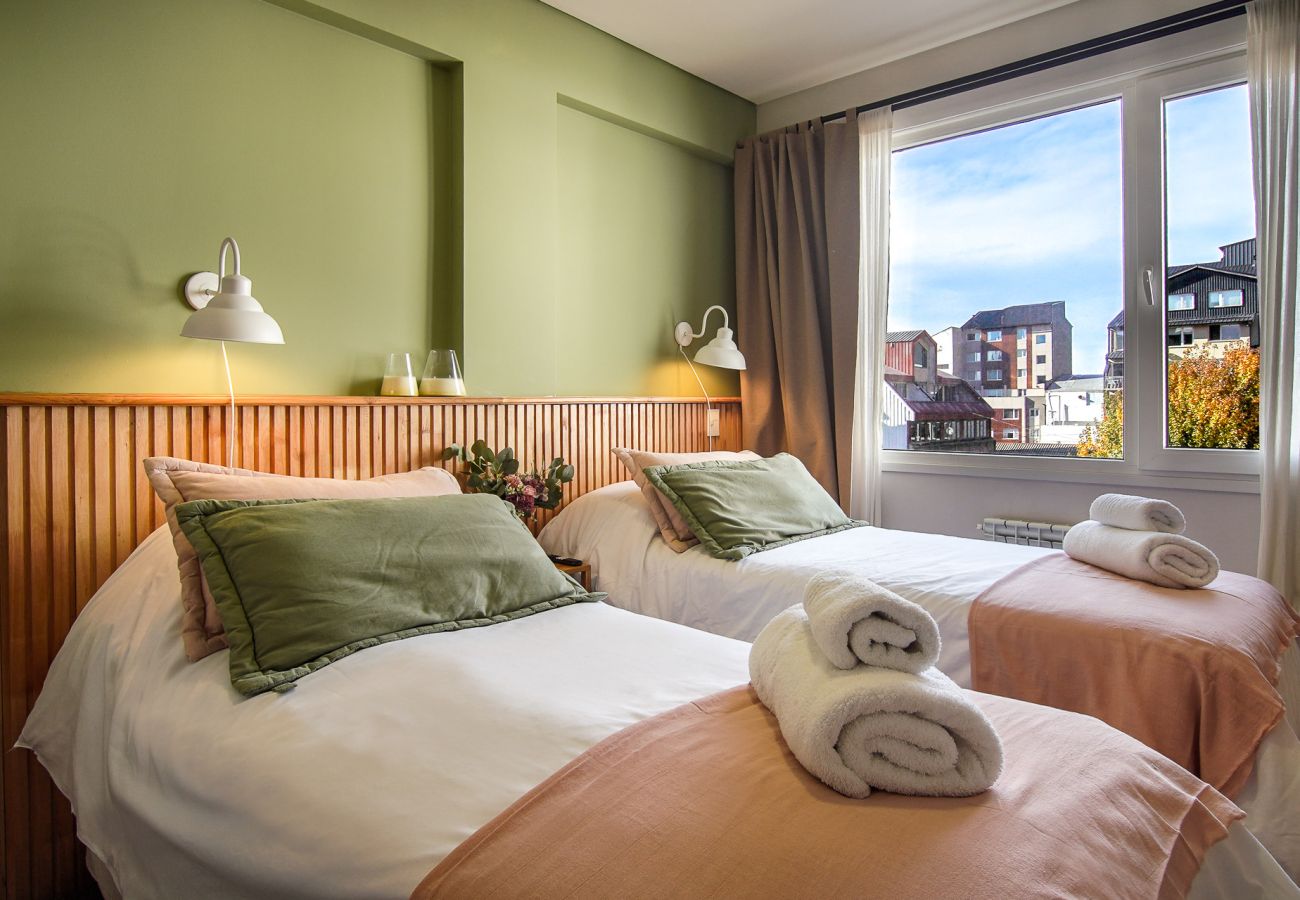 Apartamento em San Carlos de Bariloche - Maitea Bariloche, steps away from the main street