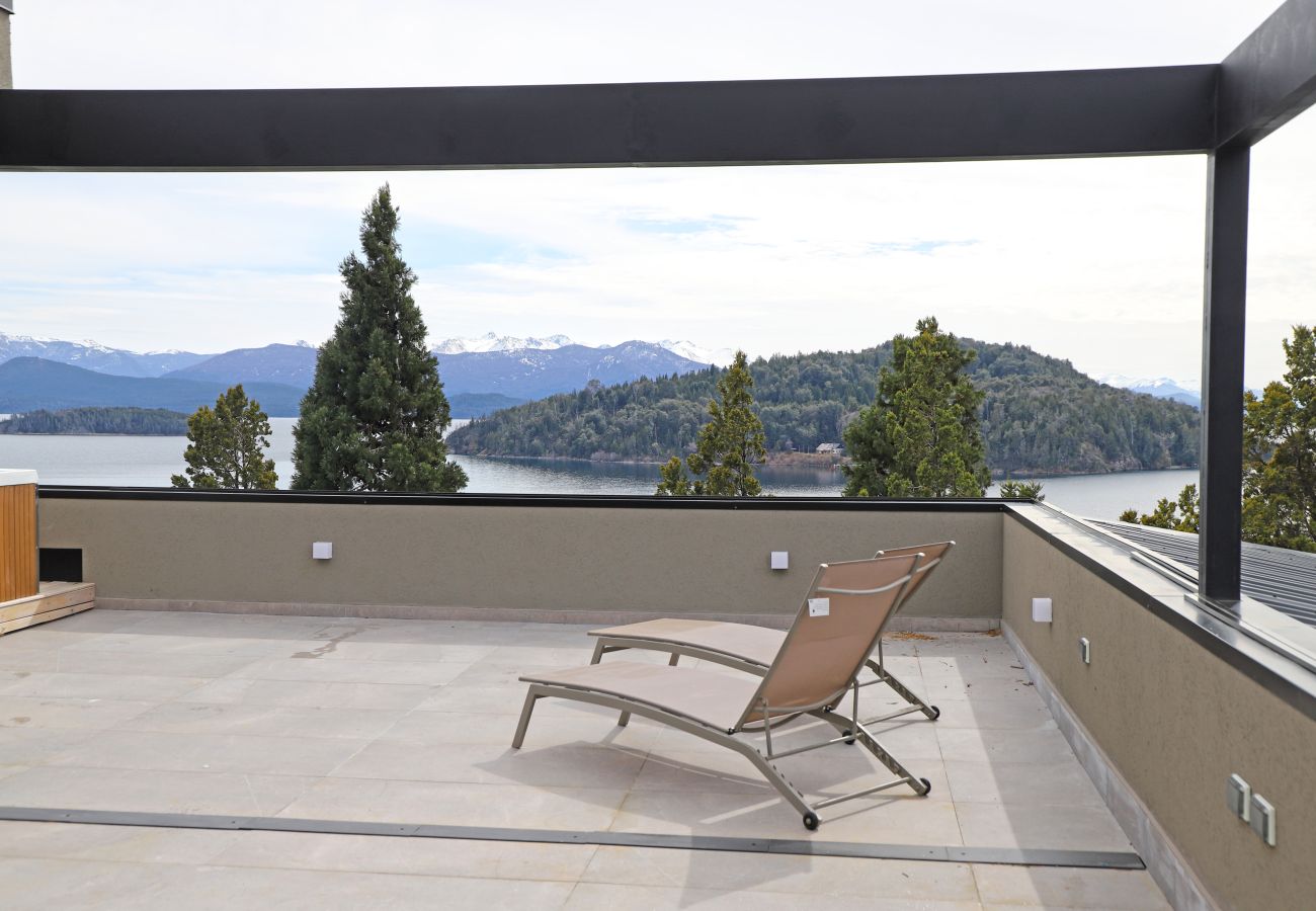 Apartamento em San Carlos de Bariloche - 06 HUAPI43C FLOR