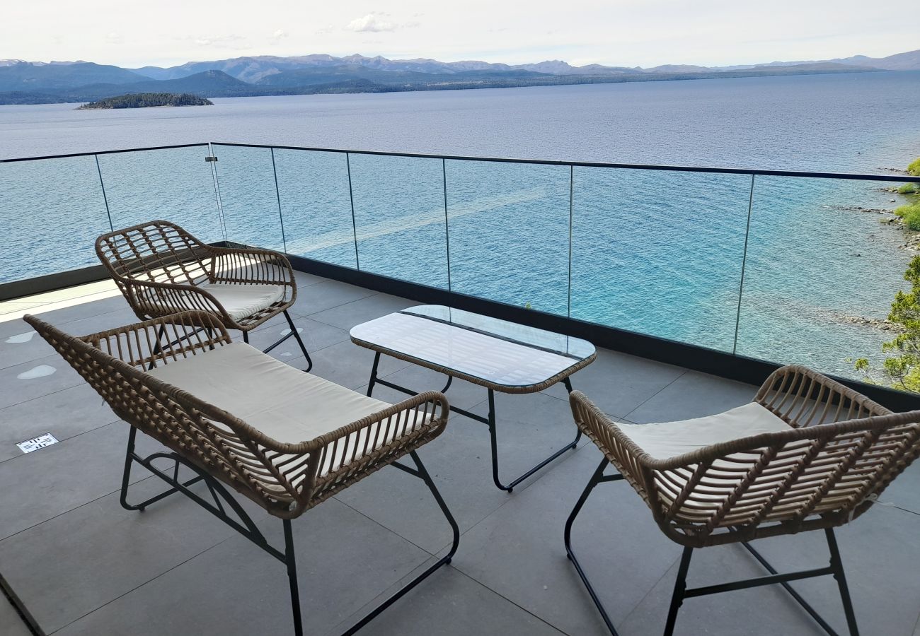 Apartamento em San Carlos de Bariloche - 06 HUAPI50 FLOR-NP