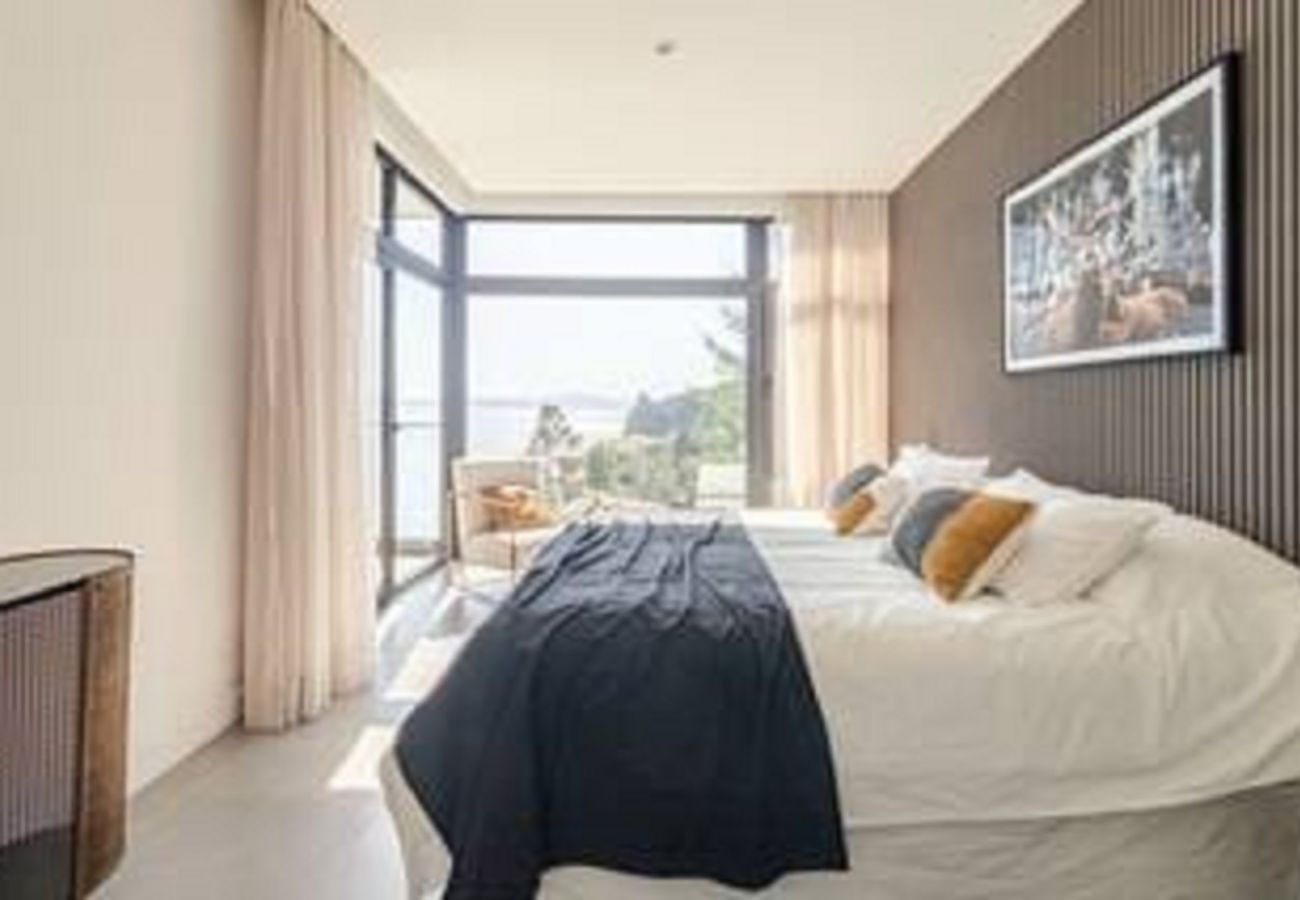 Apartamento em San Carlos de Bariloche - 06 HUAPI50 FLOR-NP