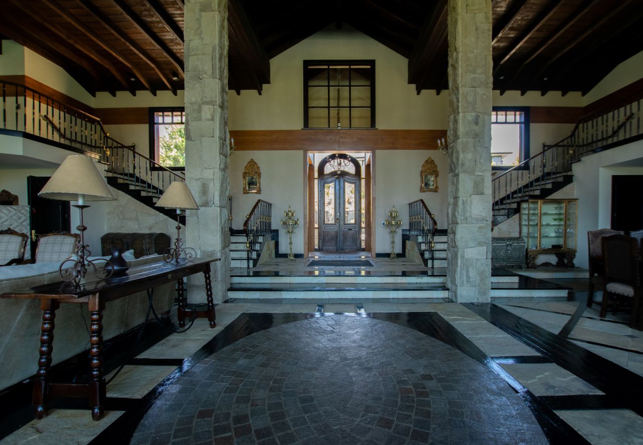 Casa em San Carlos de Bariloche - 18/20PAX ARE09 MAI