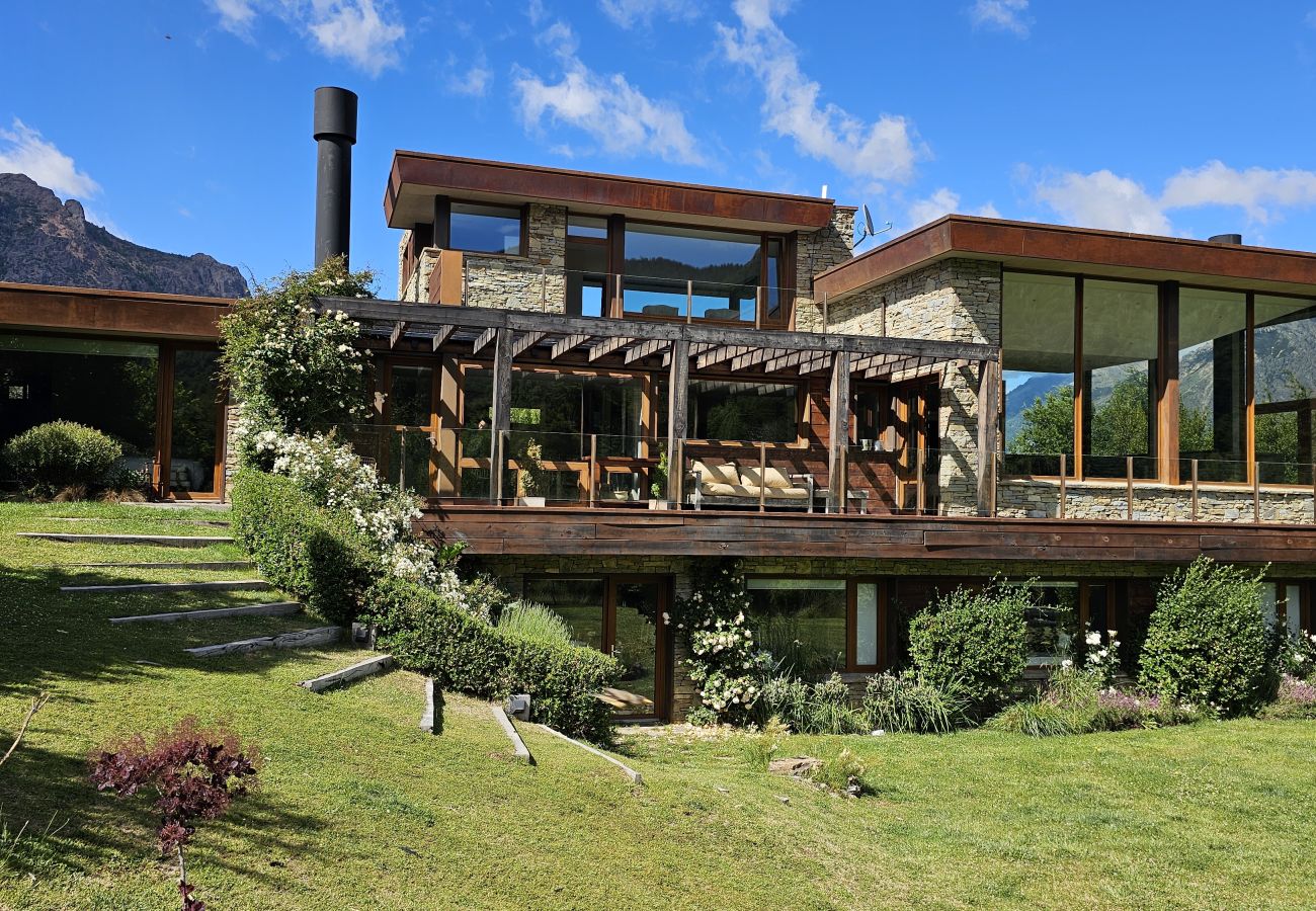 Casa em San Carlos de Bariloche - 08/10 ARE46 NATY