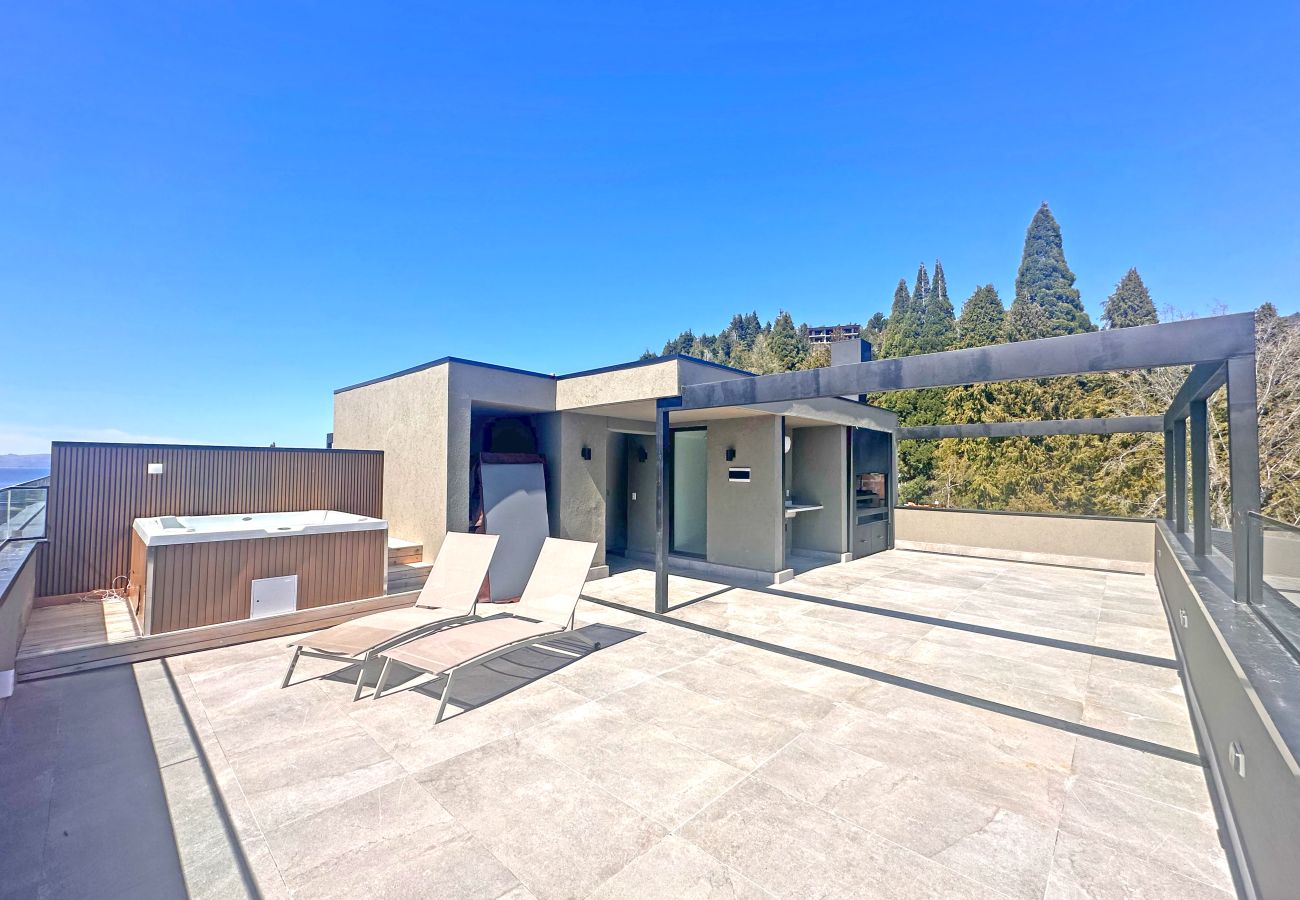 Apartamento em San Carlos de Bariloche - 06 HUAPI44C FLOR