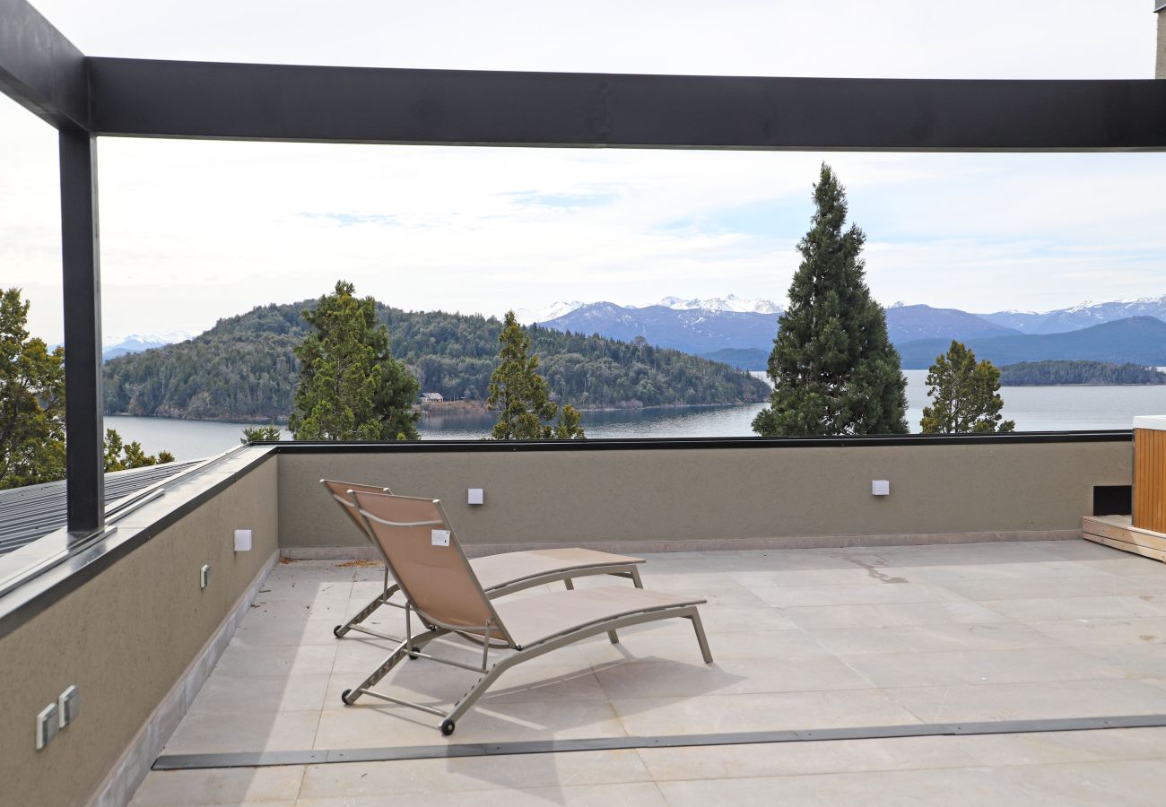 Apartamento em San Carlos de Bariloche - 06 HUAPI44C FLOR