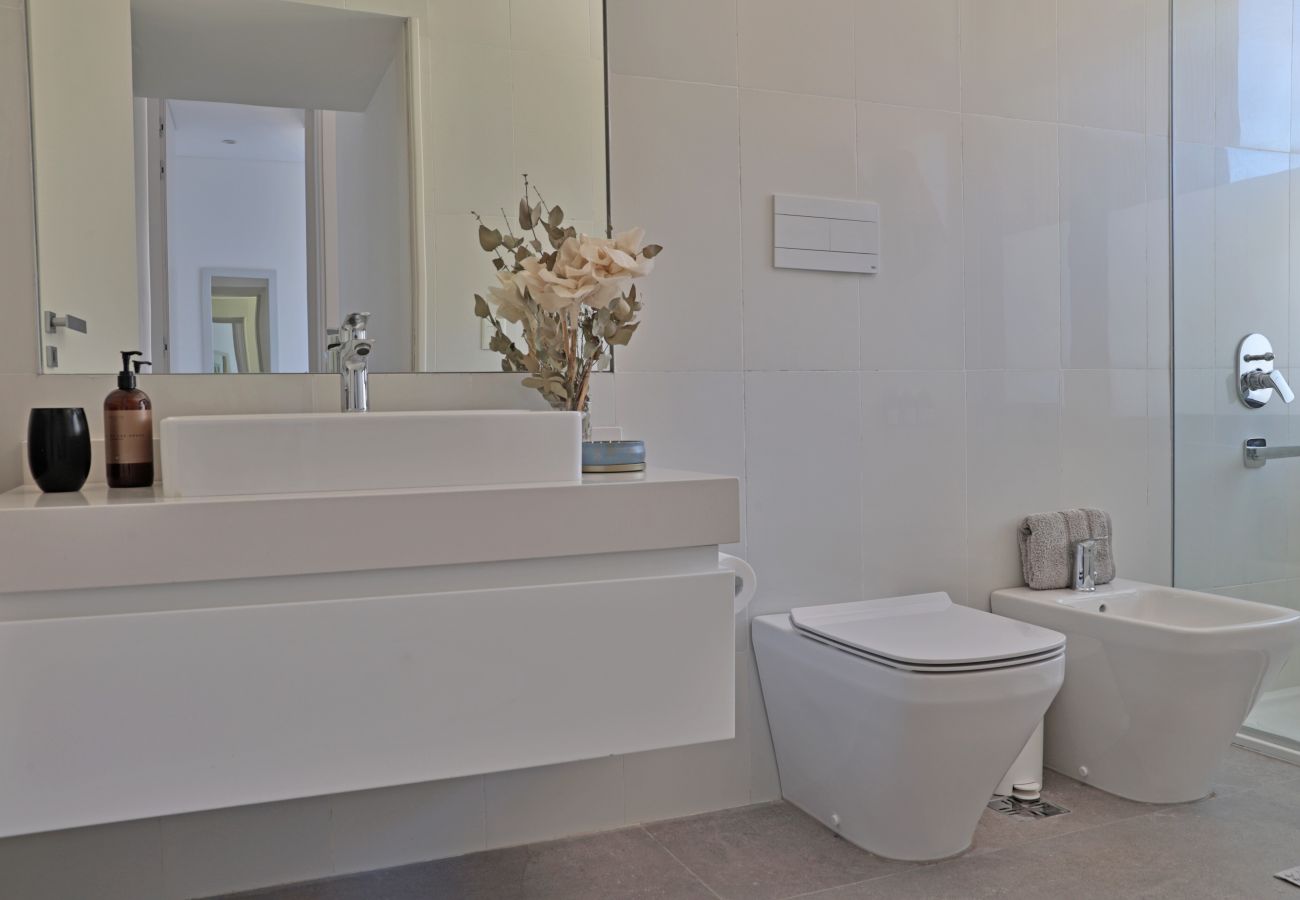 Apartamento em San Carlos de Bariloche - 06 HUAPI44C FLOR