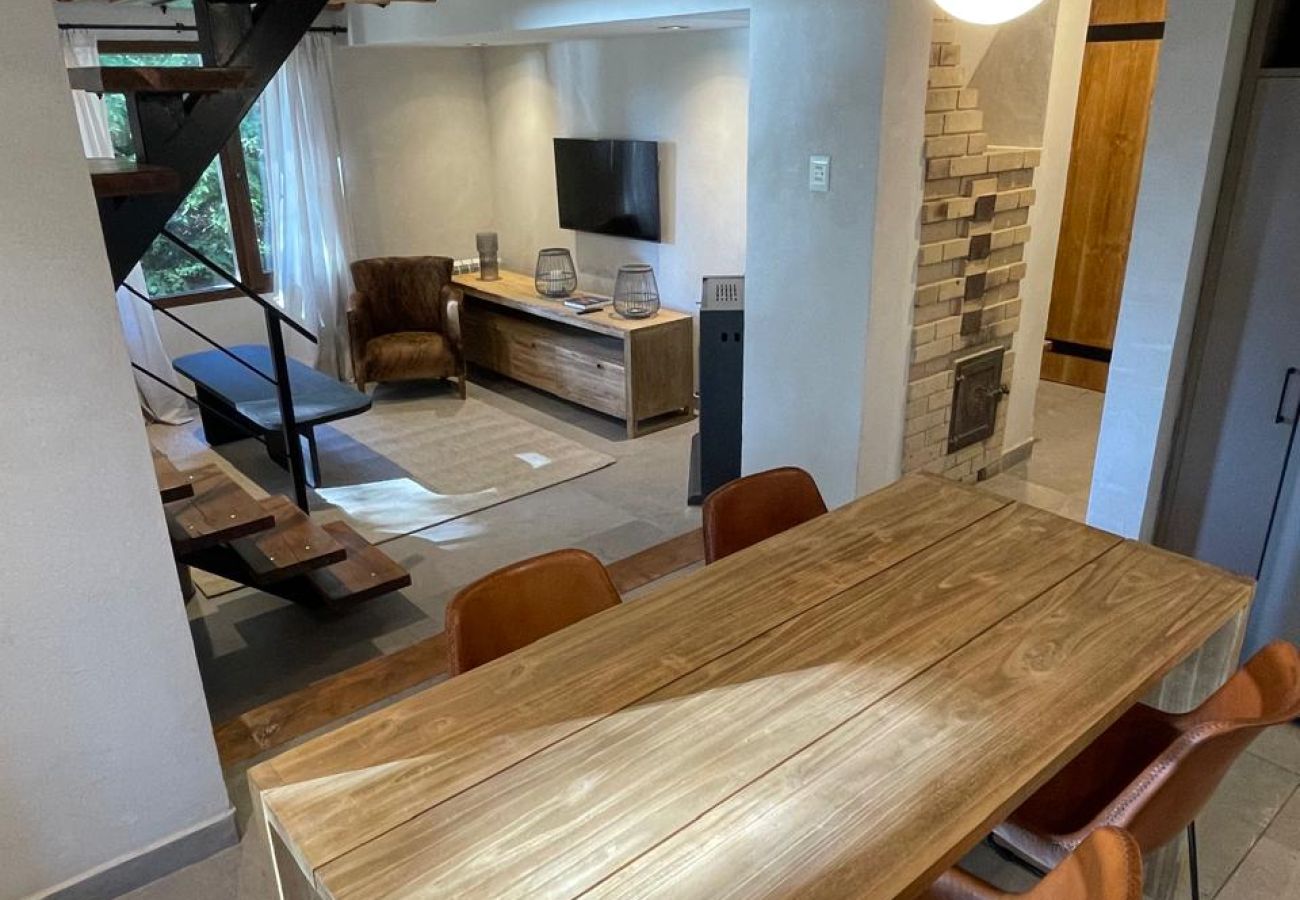 Cabana em San Carlos de Bariloche - 04/05PAX MORE31C BL-B