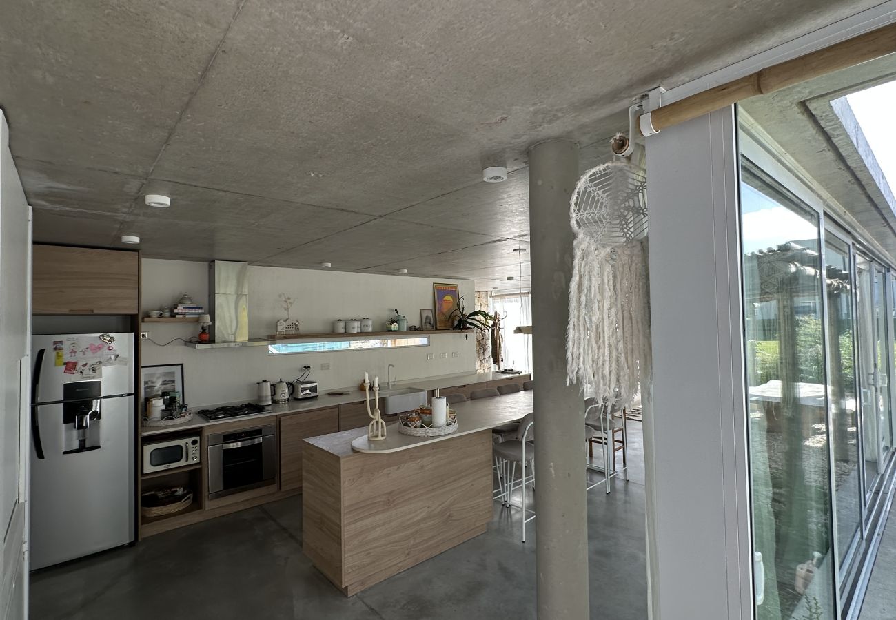 Casa em Mar Del Plata - Casonas del Haras | Casa Vicky | Hola Sur