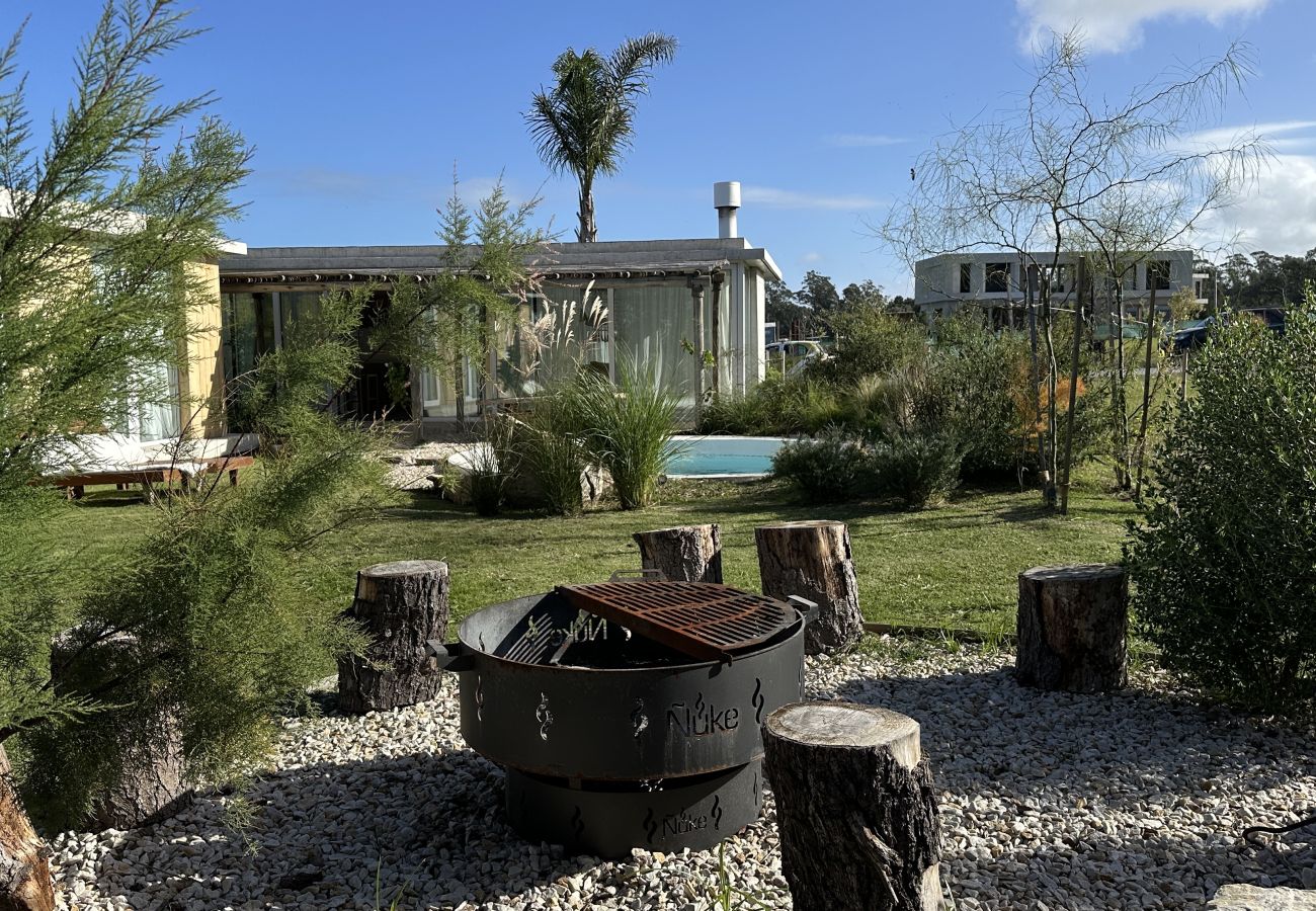 Casa em Mar Del Plata - Casonas del Haras | Casa Vicky | Hola Sur