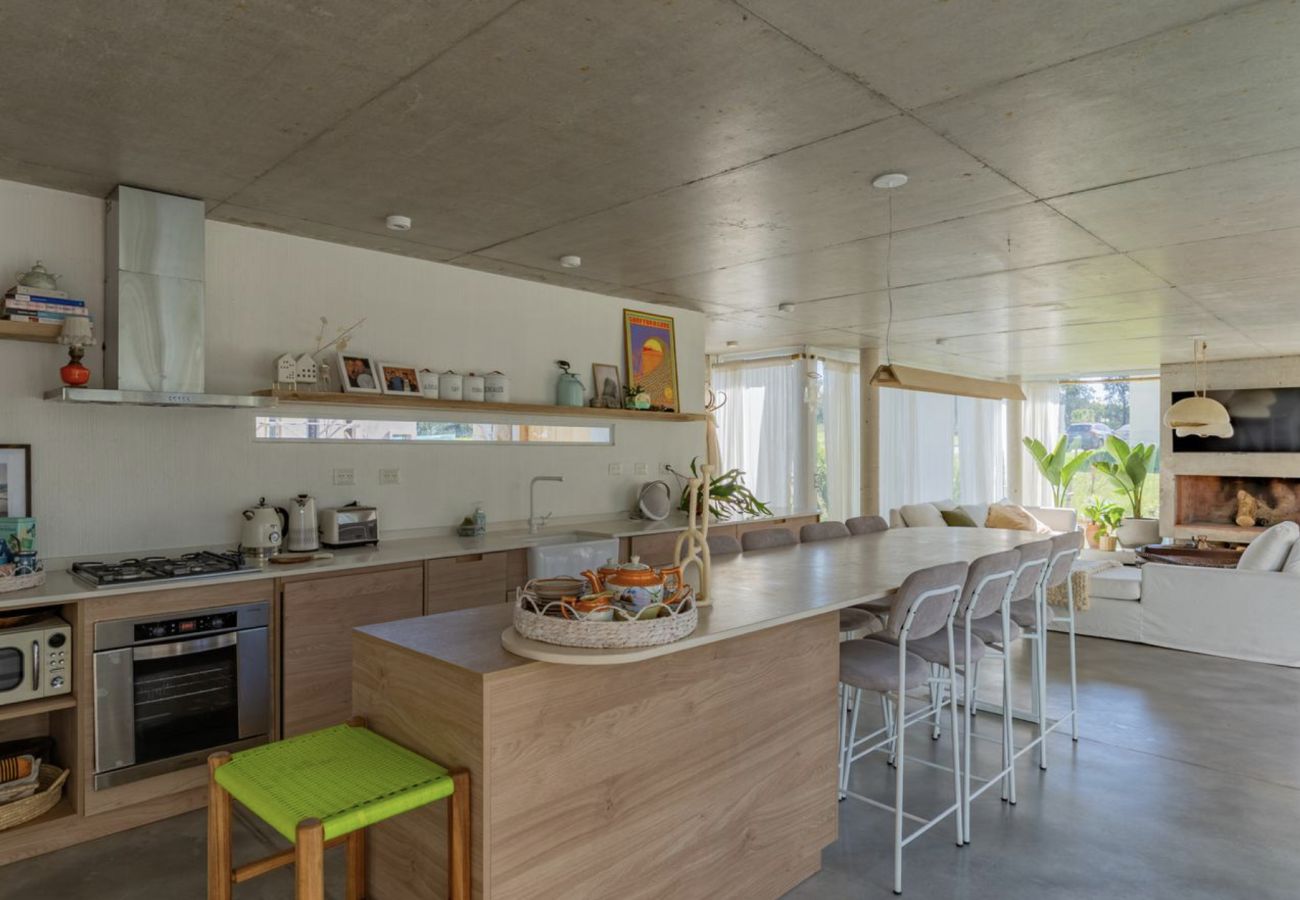 Casa em Mar Del Plata - Casonas del Haras | Casa Vicky | Hola Sur