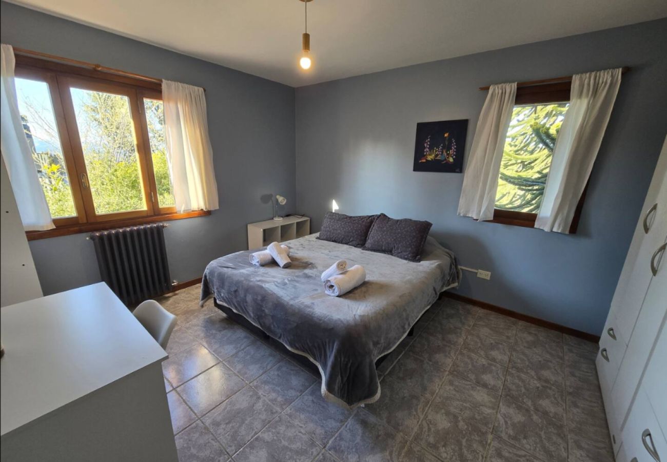 Casa em San Carlos de Bariloche - Jardin Botanico 6 rooms + 4 bathdroom