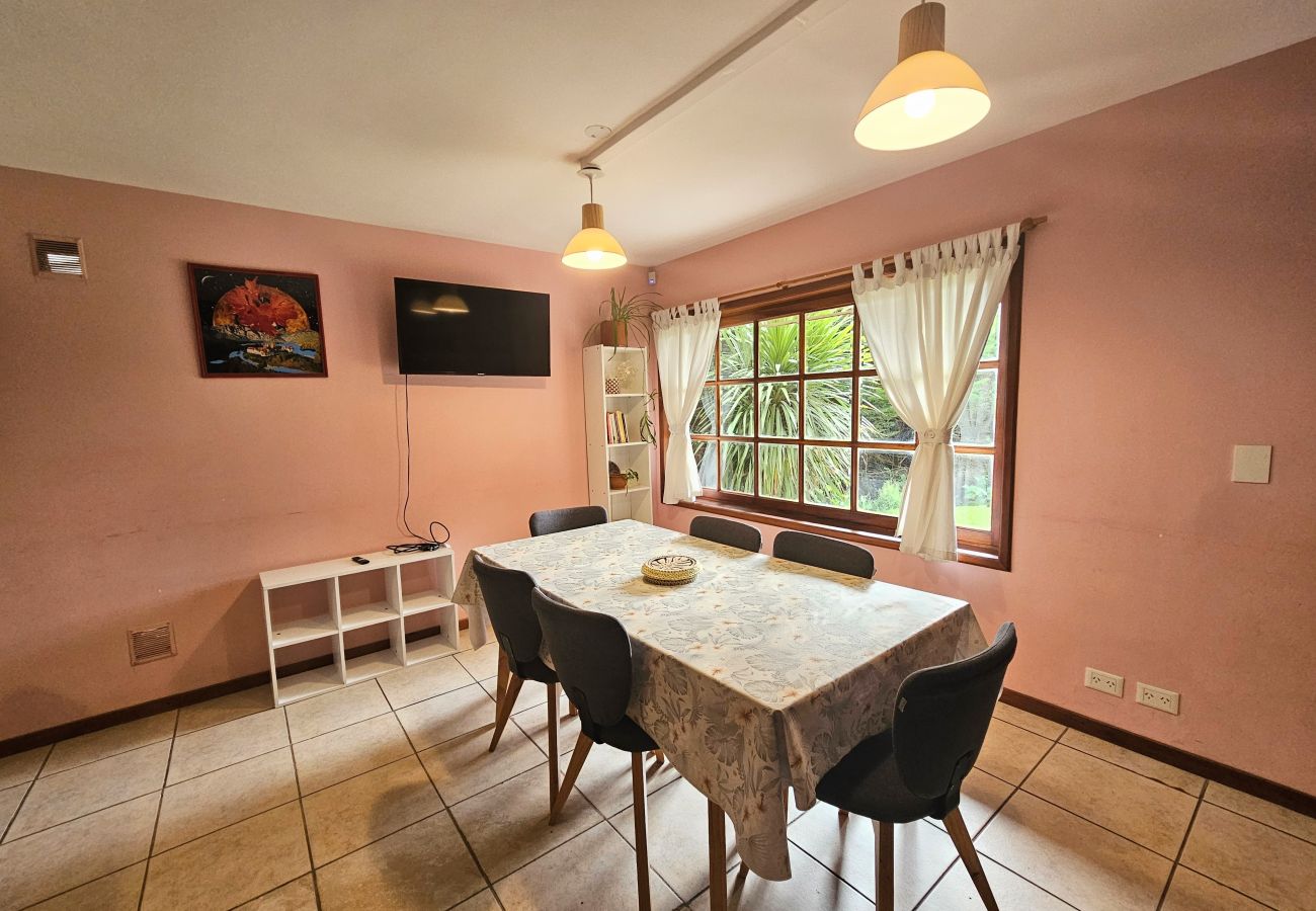 Casa em San Carlos de Bariloche - Jardin Botanico 6 rooms + 4 bathdroom