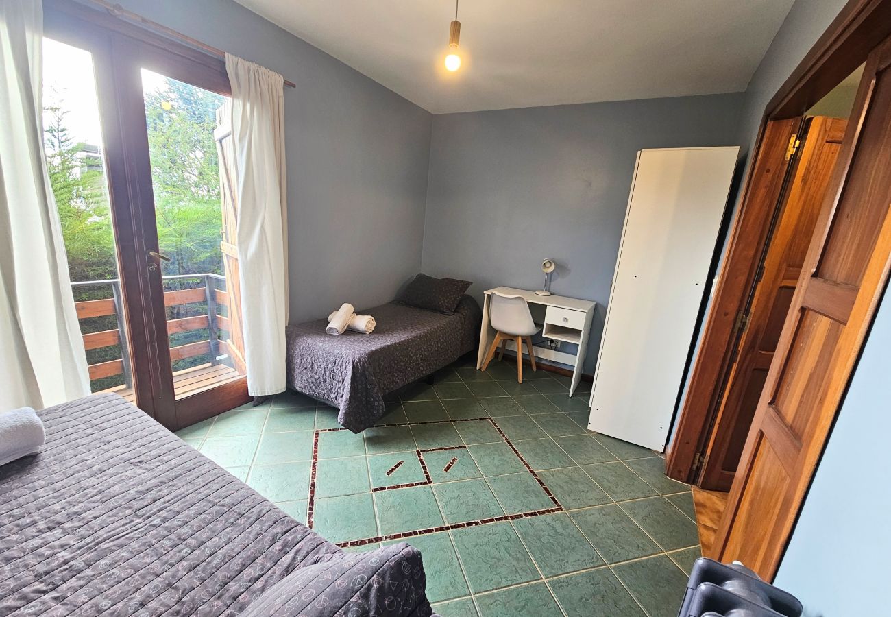 Casa em San Carlos de Bariloche - Jardin Botanico 6 rooms + 4 bathdroom