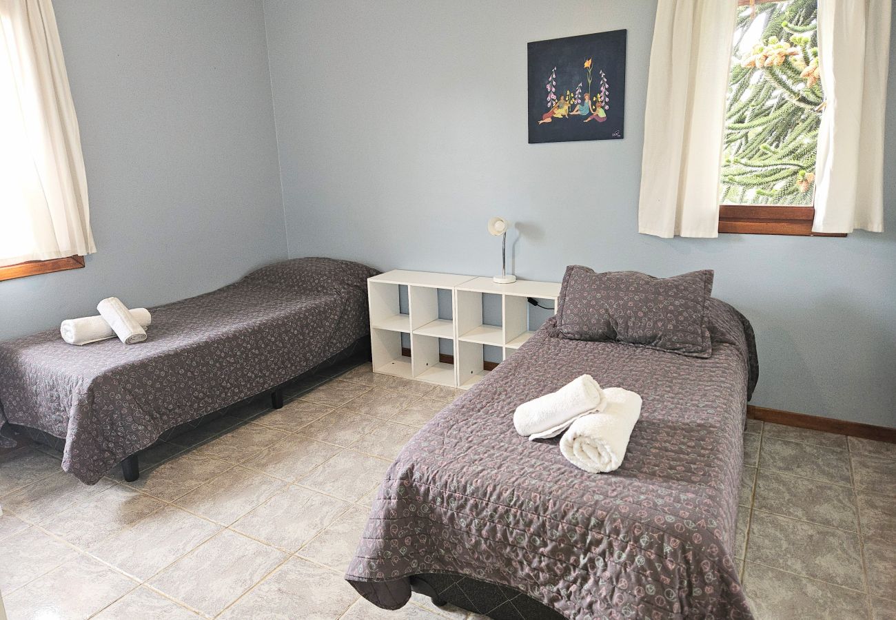 Casa em San Carlos de Bariloche - Jardin Botanico 6 rooms + 4 bathdroom