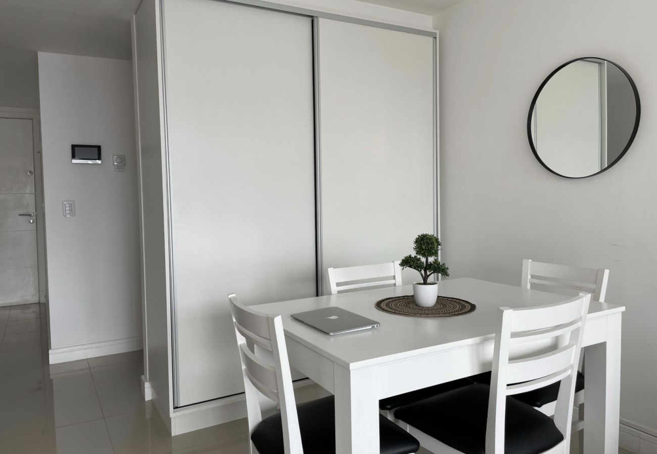 Apartamento em Mar Del Plata - Chic en el centro | Depto Estela | Hola sur