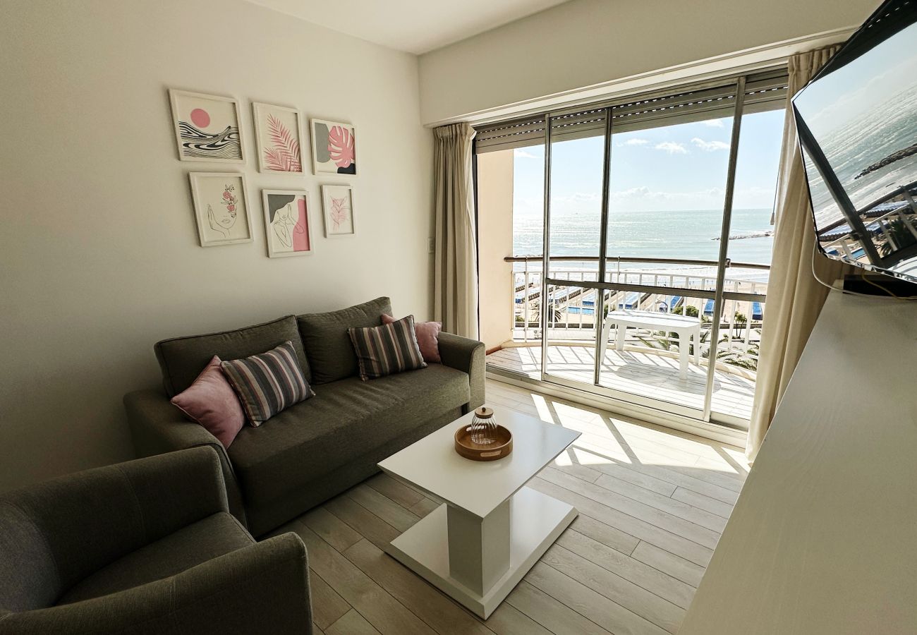 Apartamento em Mar Del Plata - Solo mirar el mar | Depto Varese | Hola Sur