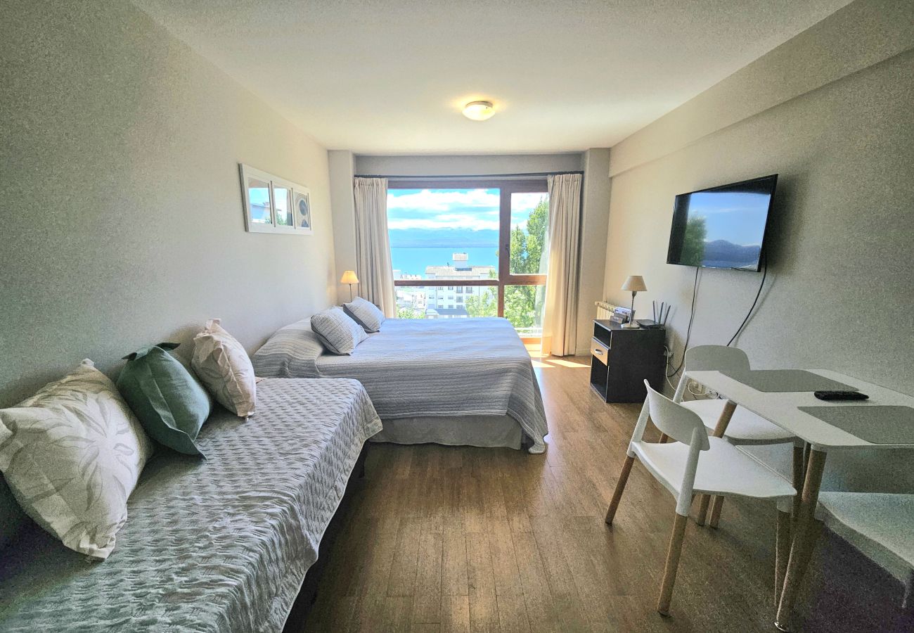 Estúdio em San Carlos de Bariloche - Terrazas del lago I F con vista al lago Nahuel Hua