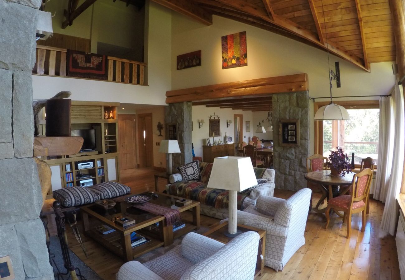 Casa em San Carlos de Bariloche - 10/12PAX ARE63 CRISTIAN