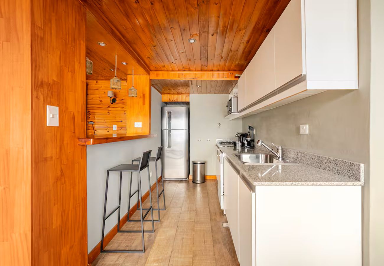 Cabana em San Carlos de Bariloche - 02/3 HUAPI23C VILLA DEL LAGO