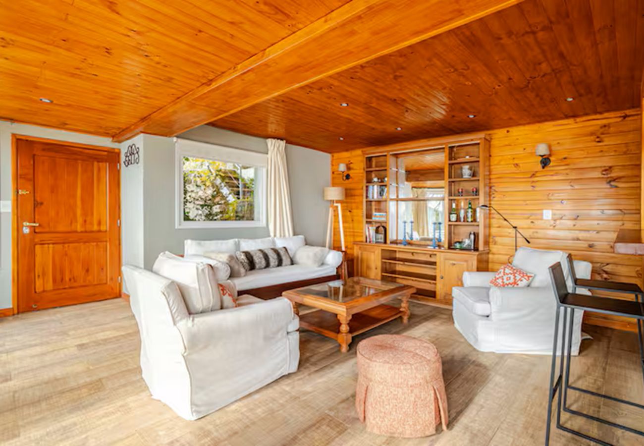 Cabana em San Carlos de Bariloche - 02/3 HUAPI23C VILLA DEL LAGO