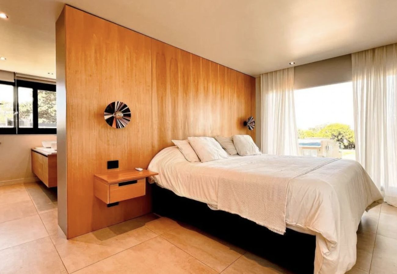 Casa em Chapadmalal - San Benito Retreat | Casa Felipe | Hola Sur