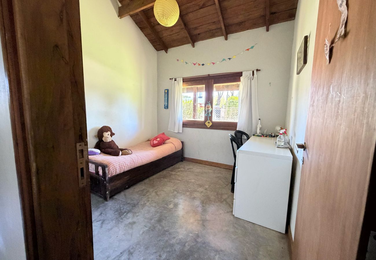 Casa em Mar Del Plata - Casa estilo Campo en Alfar | Casa Juan | Hola Sur