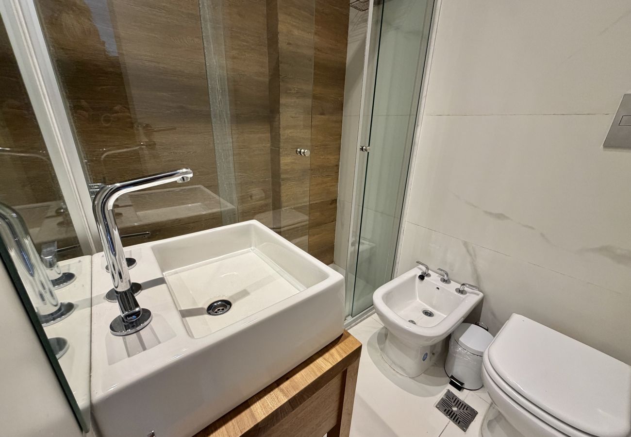 Apartamento em Mar Del Plata - Moderno y a pasos del mar | Depto Ana Maria | Hola