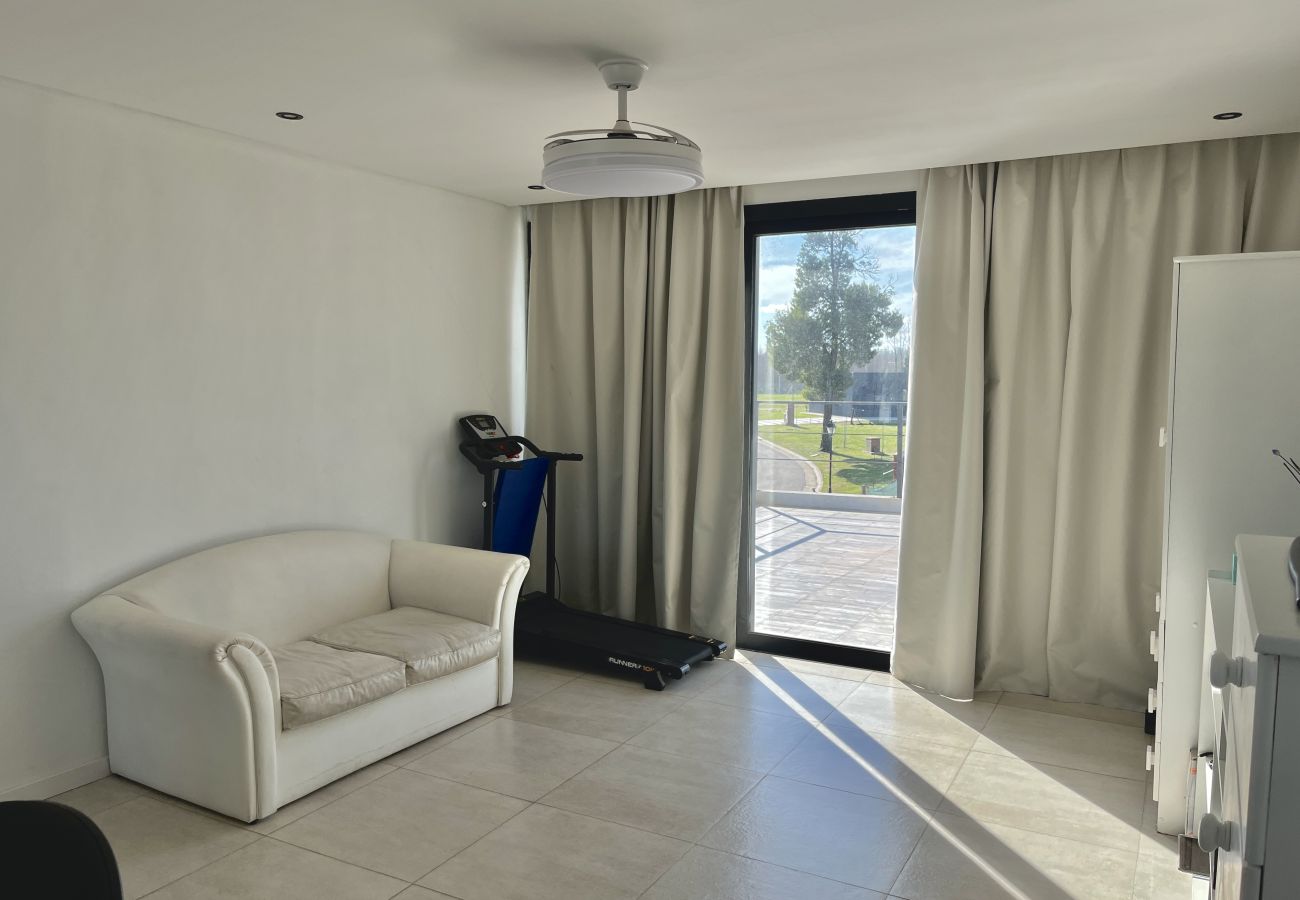 Casa em Mar Del Plata - Arenas House | Casa Romi | Hola Sur