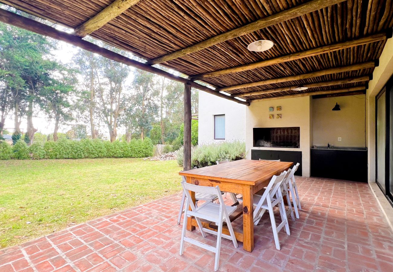 Casa em Chapadmalal - Casa Joaquin | Hola Sur