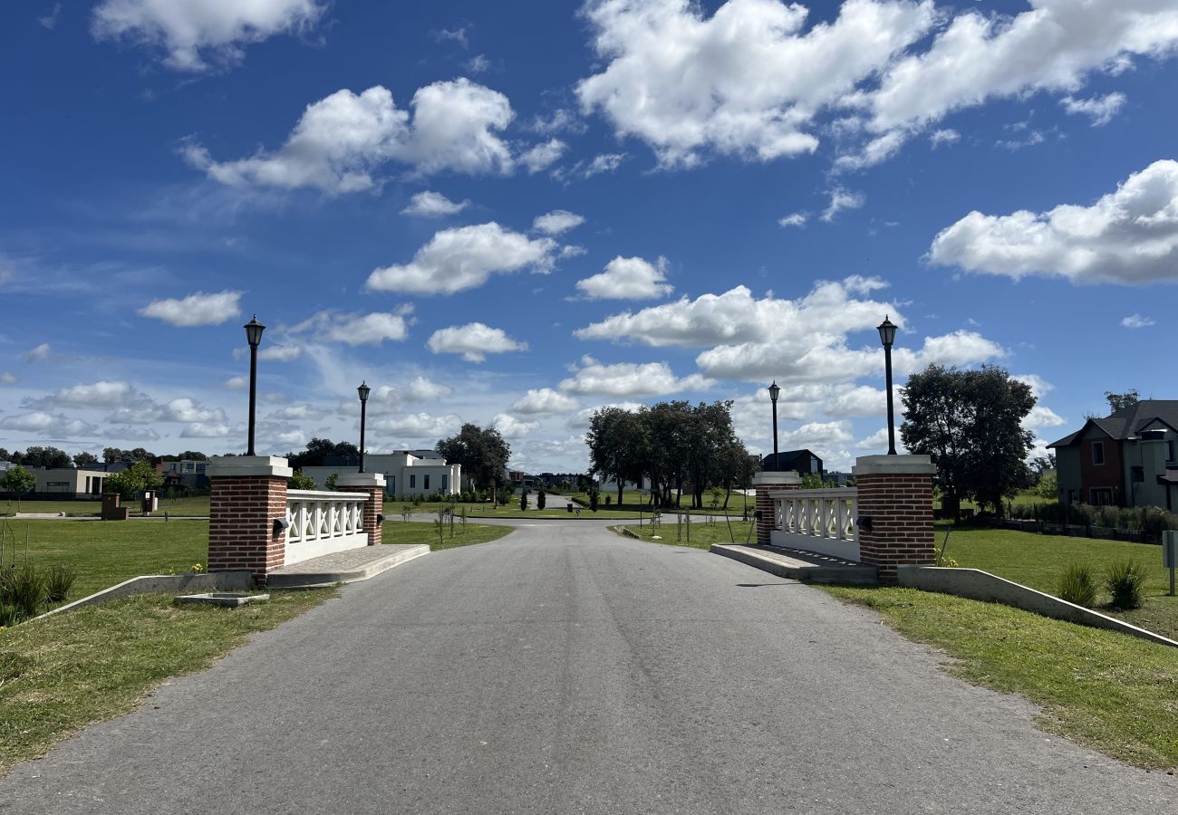 Terreno em Mar Del Plata - Lote en Casonas del Haras - N 69 - 630mts2