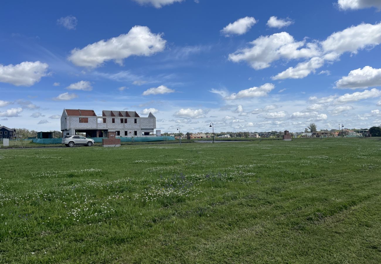 Terreno em Mar Del Plata - Lote en Casonas del Haras - N 69 - 630mts2