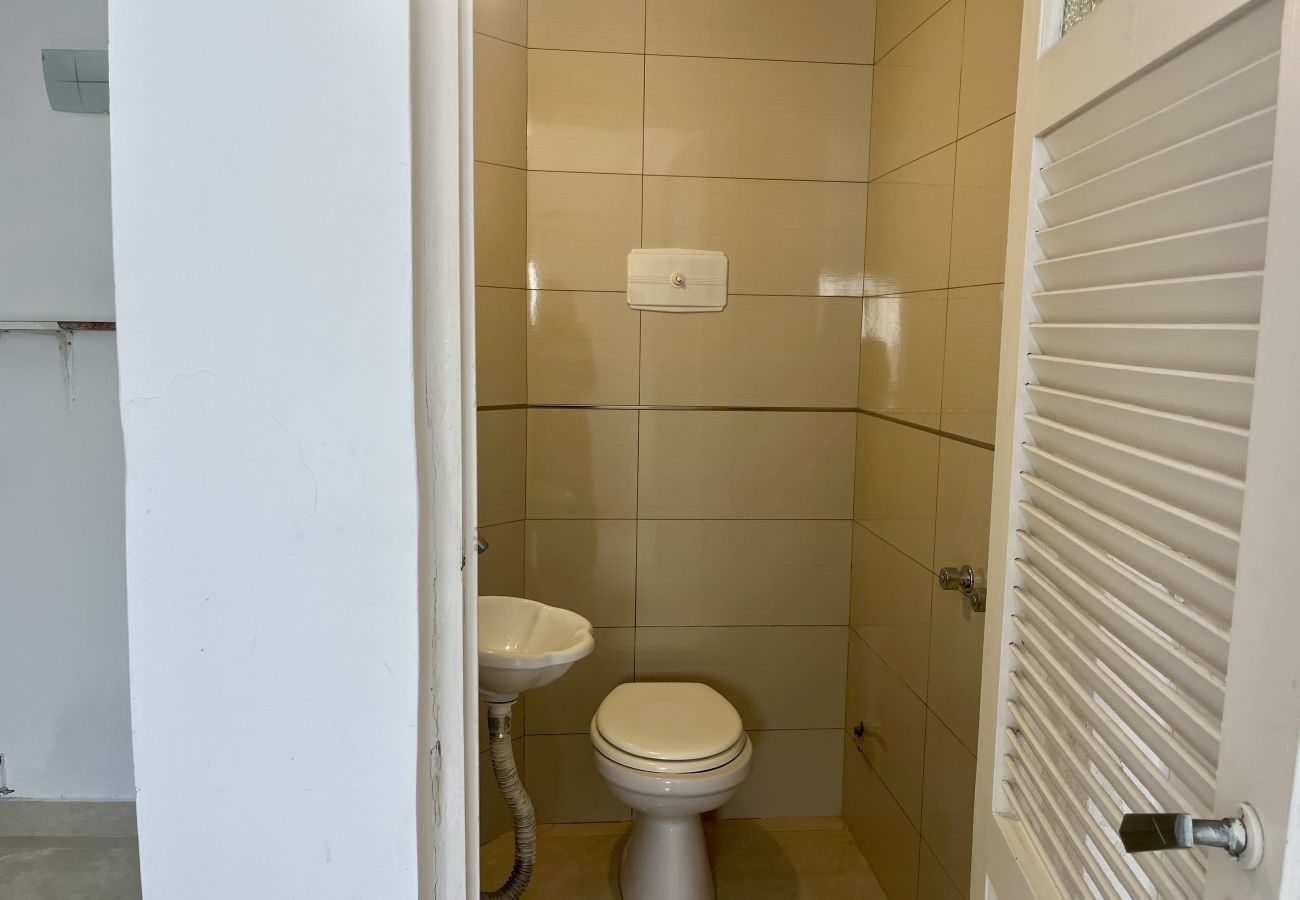 Chalet em Mar Del Plata - Chalet 4 Ambientes + 2 Departamentos en Block, Bar