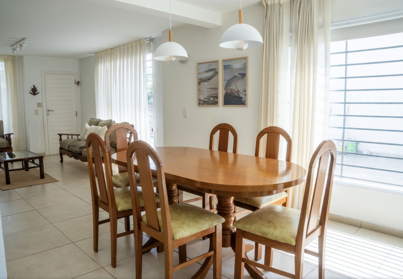 House in Mar Del Plata - Colinas de Peralta Ramos - Casa 3 Amb - MARZ/DIC