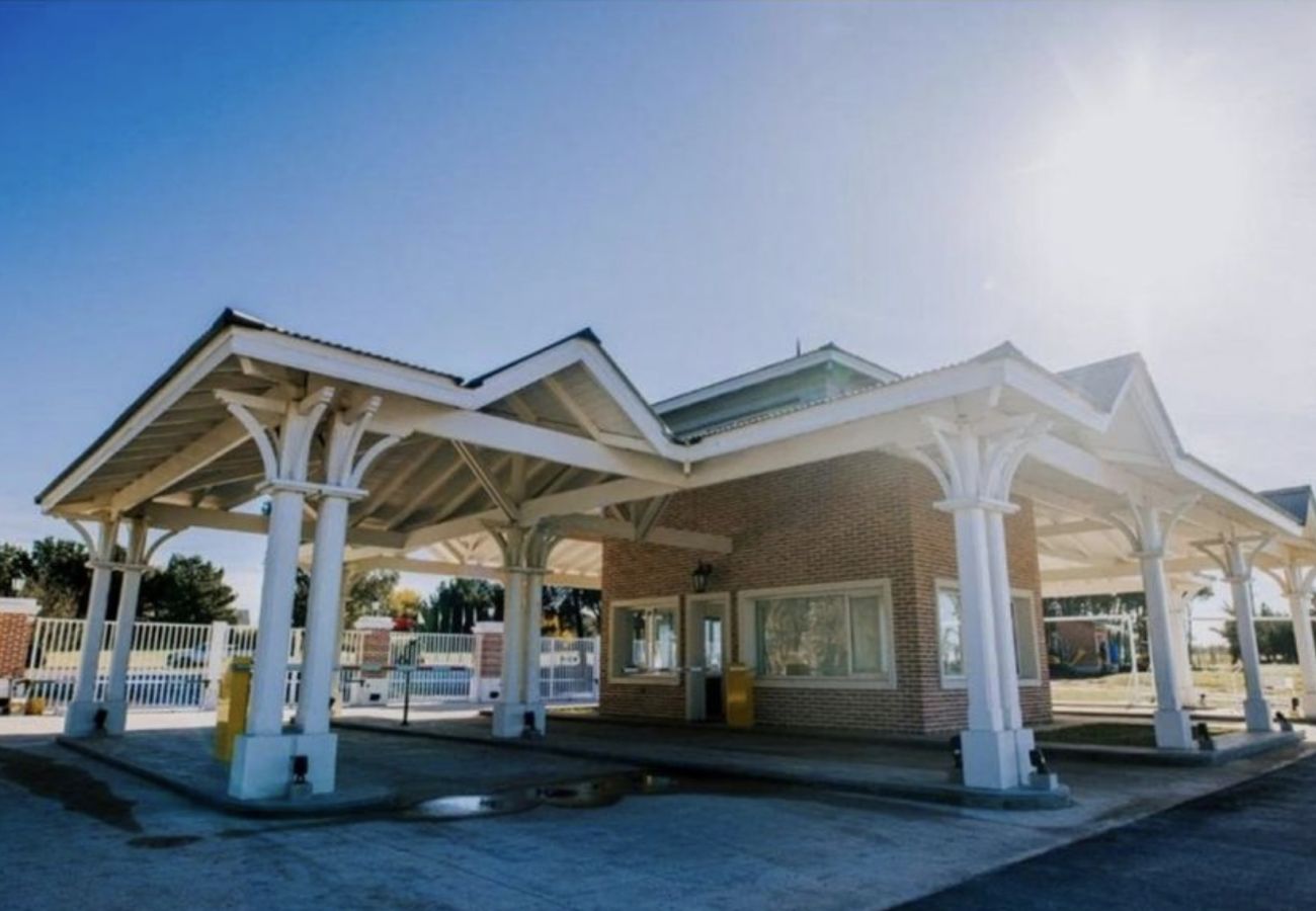 Plot in Mar Del Plata - Lote en Casonas del Haras - N 69 - 630mts2