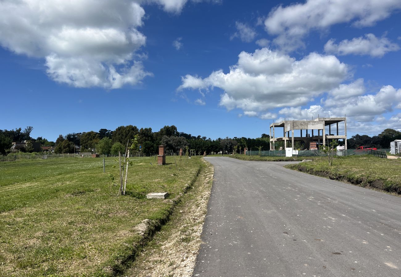 Plot in Mar Del Plata - Lote en Casonas del Haras - N 69 - 630mts2