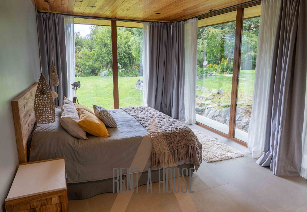 House in San Carlos de Bariloche - 08PAX ARE16 MAVI