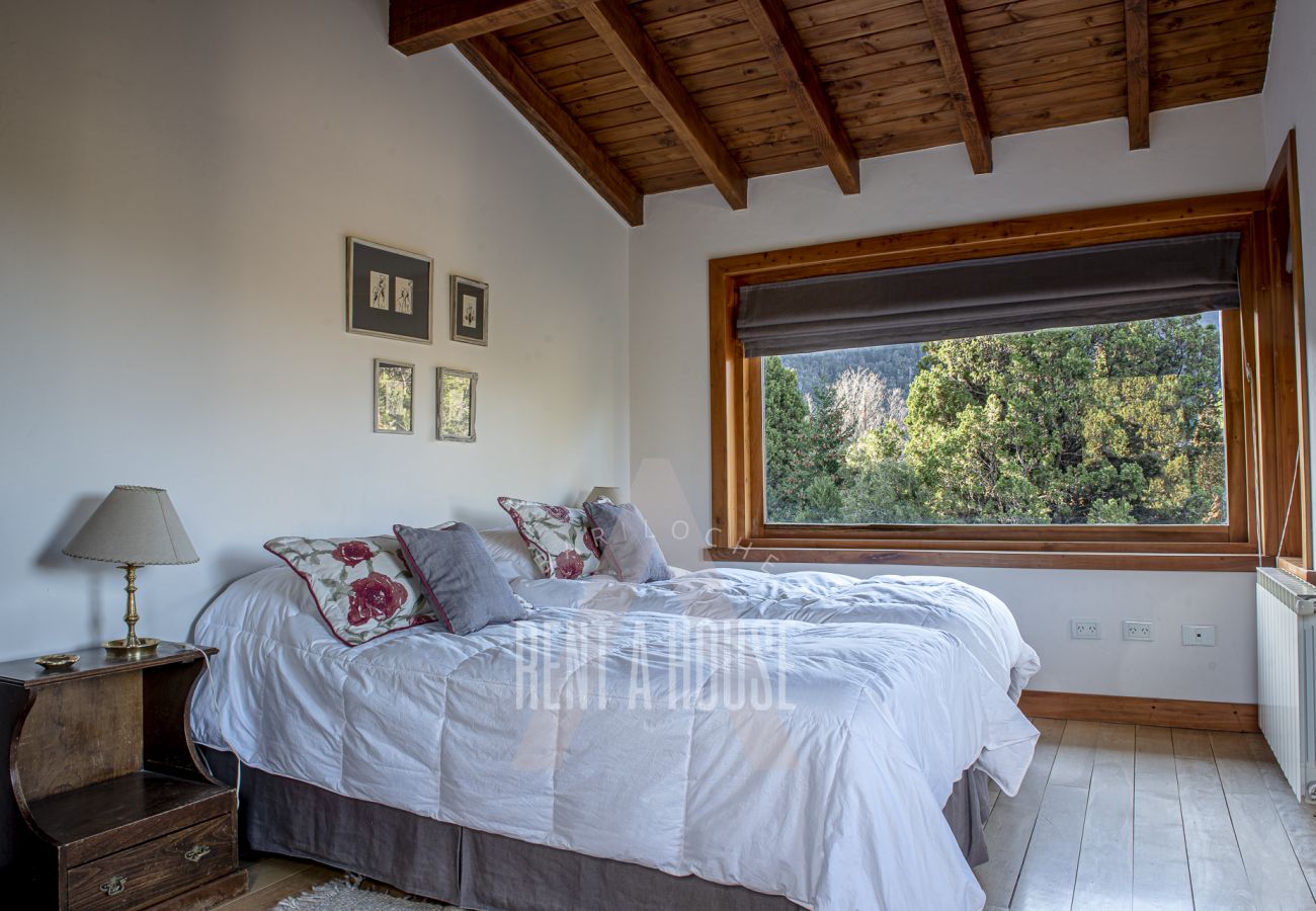 House in San Carlos de Bariloche - 08PAX ARE23 MER