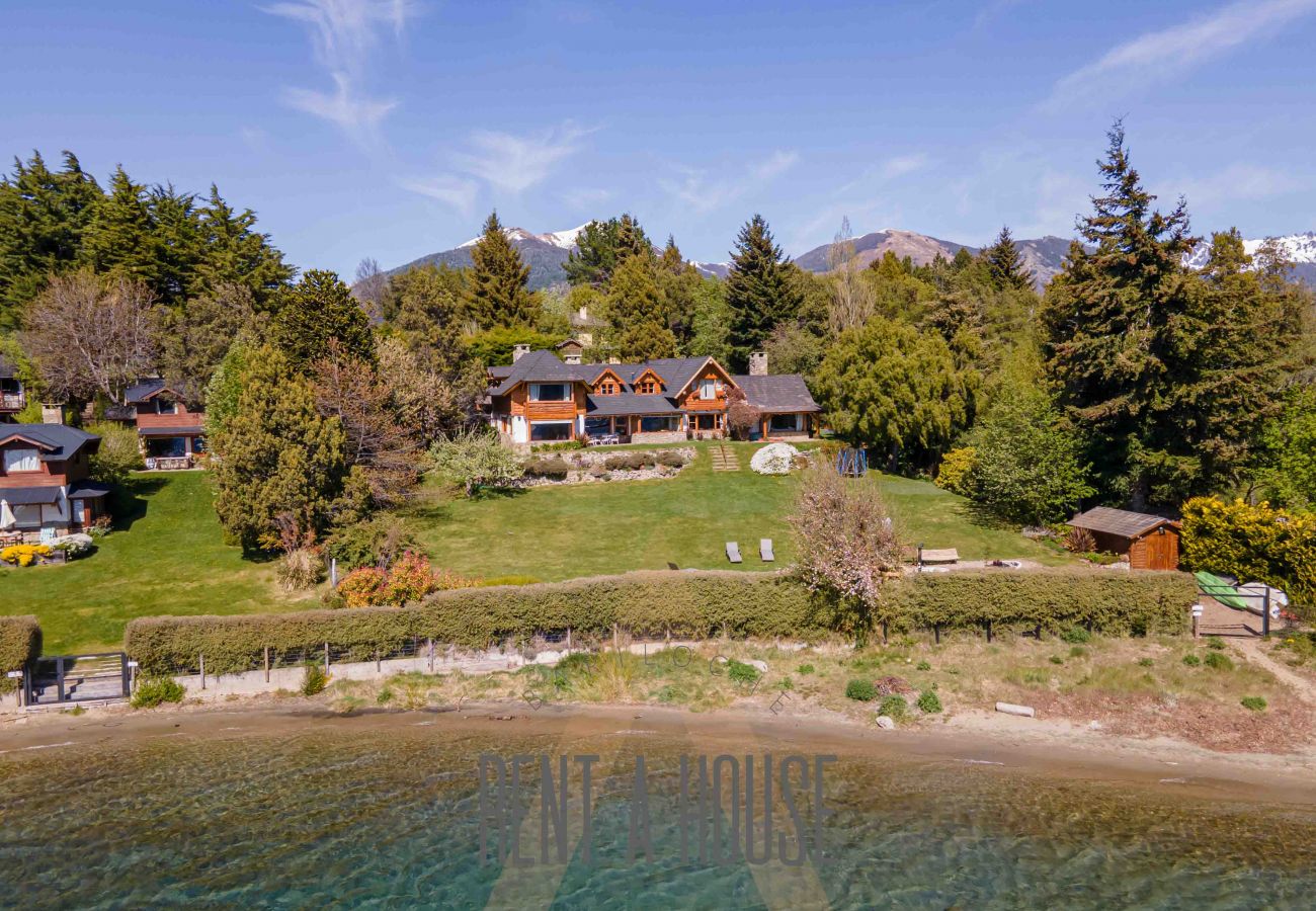 House in San Carlos de Bariloche - 11PAX HUAPI17C ESCG