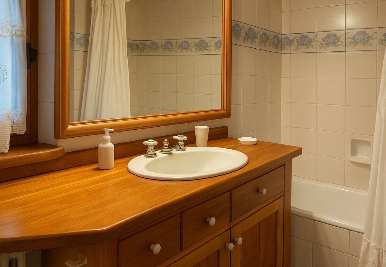 House in San Carlos de Bariloche - 11PAX HUAPI17C ESCG