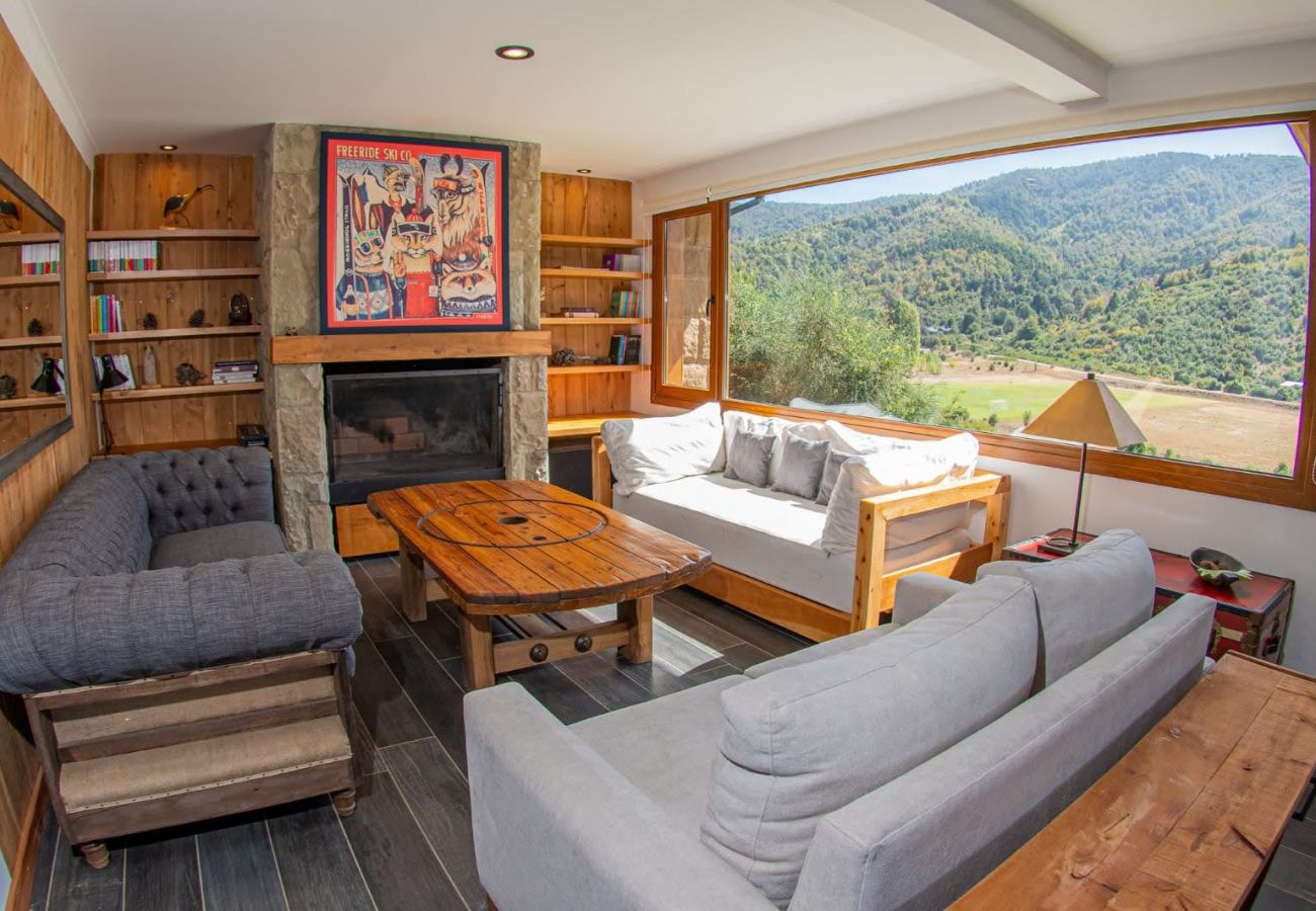 House in San Carlos de Bariloche - 09PAX ARE28 BELI