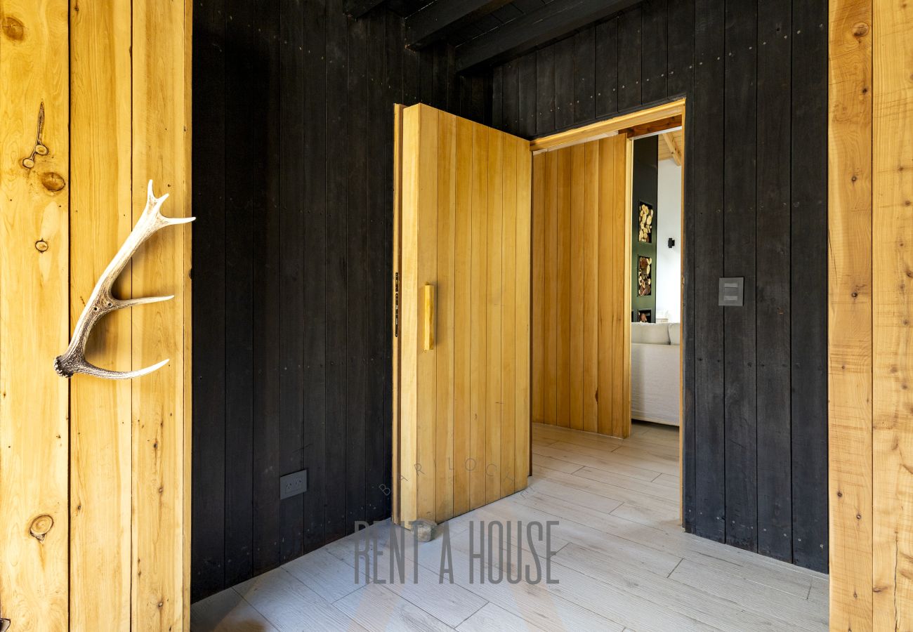 House in San Carlos de Bariloche - 08PAX  ARE32 CAR