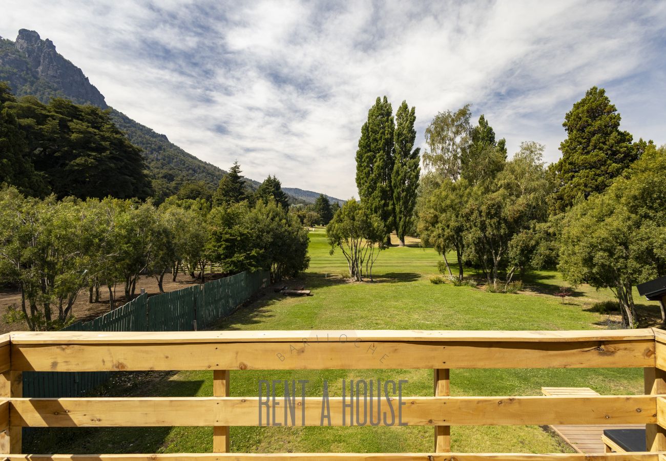 House in San Carlos de Bariloche - 08PAX  ARE32 CAR