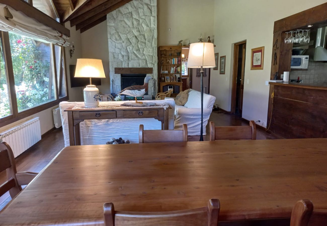House in San Carlos de Bariloche - 06PAX ARE41 CLARA