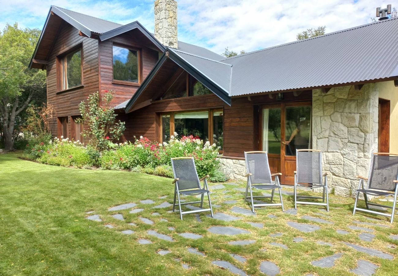 House in San Carlos de Bariloche - 06PAX ARE41 CLARA