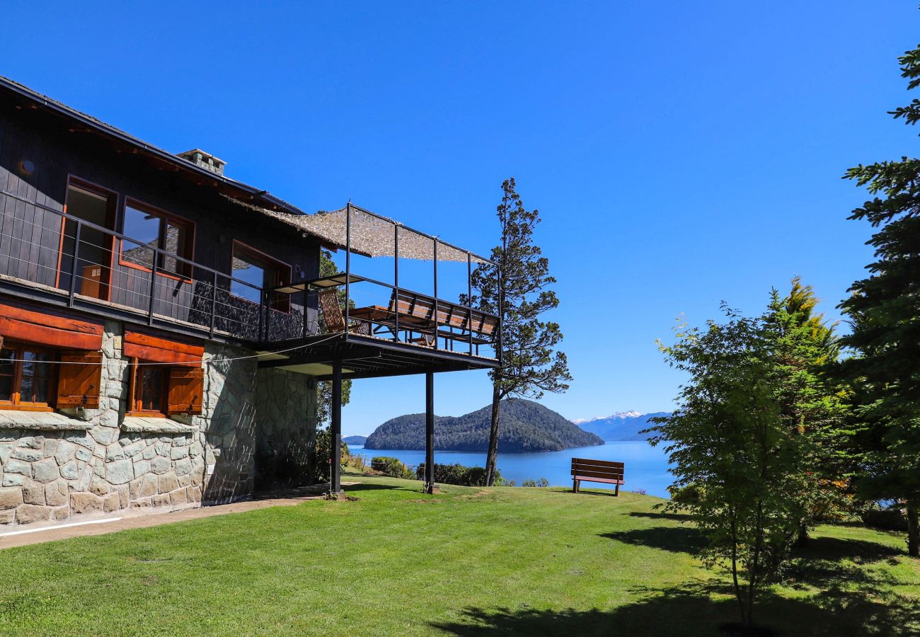 House in San Carlos de Bariloche - 09PAX PENI14C BAND