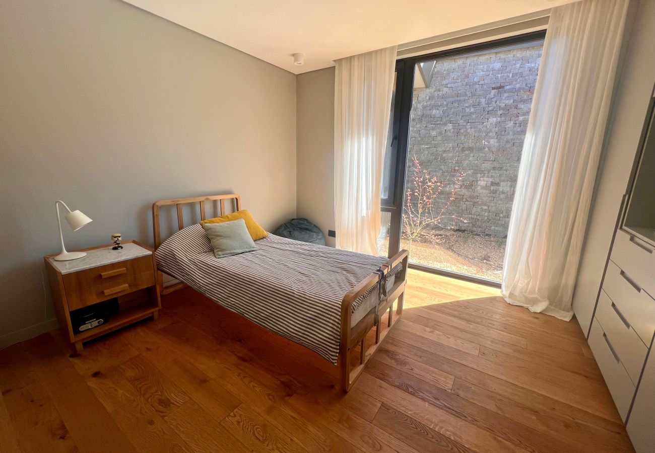 House in San Carlos de Bariloche - 09PAX ARE42 MECHI