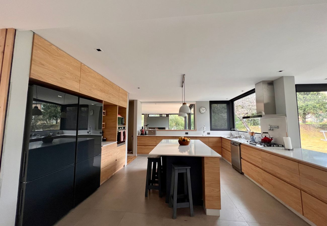 House in San Carlos de Bariloche - 09PAX ARE42 MECHI