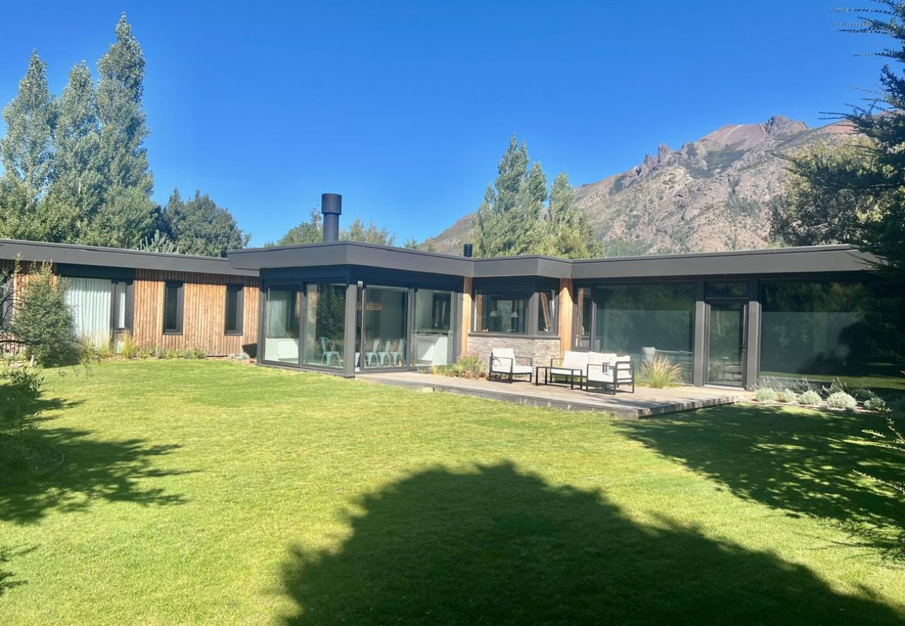 House in San Carlos de Bariloche - 09PAX ARE42 MECHI